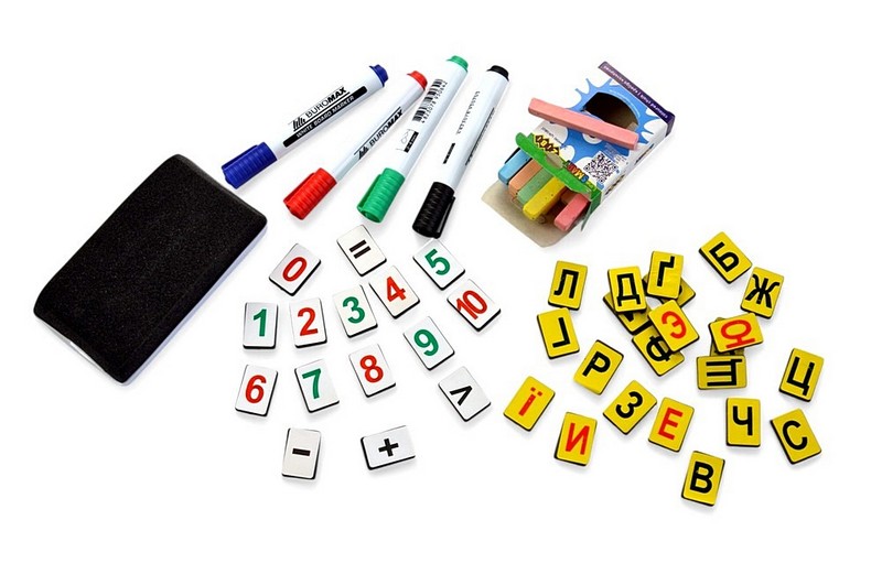 Мольберт в наборі з аксесуарами в коробці жовто-зелений Вид-во: Умняшка - фото 4