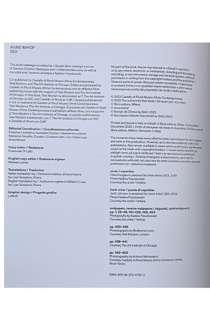 Anne Imhof Авт: Marcella Beccaria, Carolyn Christov-Bakargiev Вид-во: SKIRA - фото 4