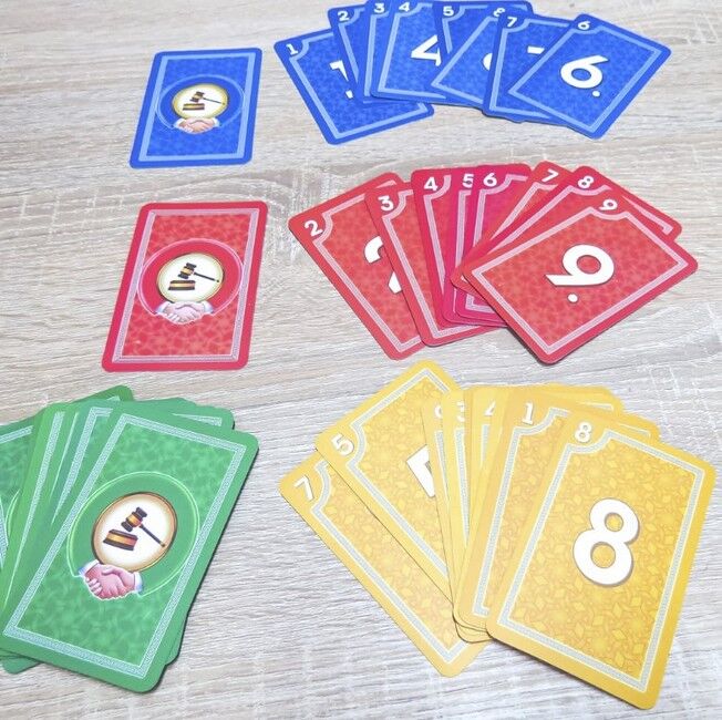 Купи-Продай. Карткова гра (бляшана коробка) - фото 4