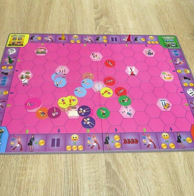 Модниця. Настільна гра для дівчаток (в гофрокоробці) - фото 4