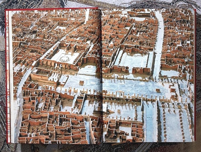 Fausto & Felice Niccolini. Houses and Monuments of Pompeii - фото 3