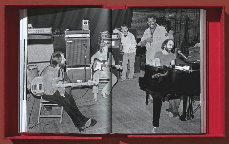 Lynn Goldsmith. Bruce Springsteen & The E Street Band - фото 10